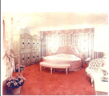 The "Elvis Room" at the Lincoln Plaza