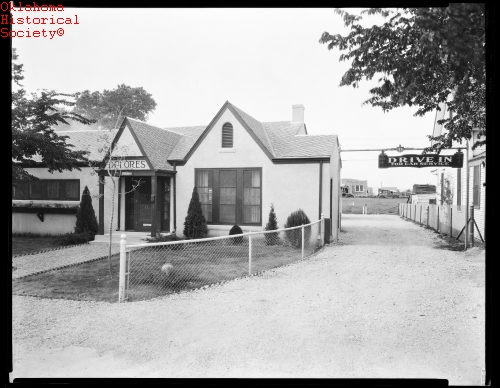 dolores drive in entrance